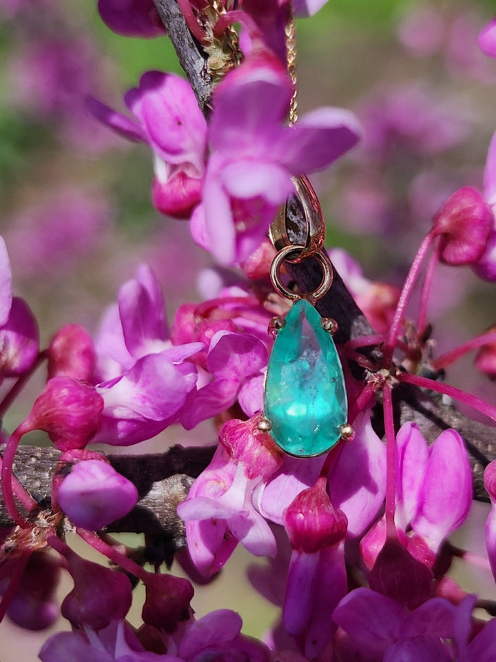 1 Carat Naturally Mined Untreated Colombian Emerald NECKLACE in 18K Gold ICG - JDColFashion