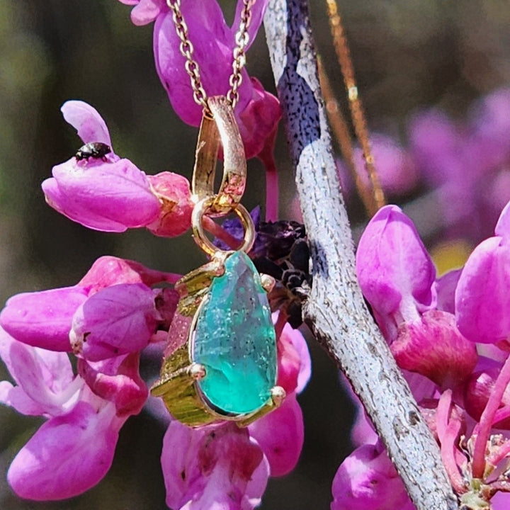 1 Carat Naturally Mined Untreated Colombian Emerald NECKLACE in 18K Gold ICG - JDColFashion