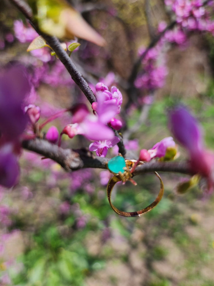 1.24 Carat Naturally Mined Untreated Colombian Emerald Ring in 18K Gold ICG Cert - JDColFashion