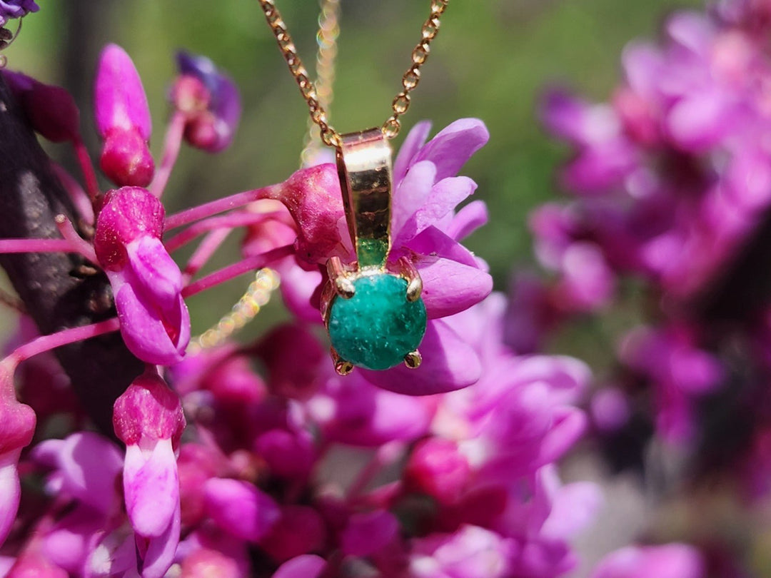 .36 Carat Naturally Mined Untreated Colombian Emerald NECKLACE in 18K Gold ICG - JDColFashion