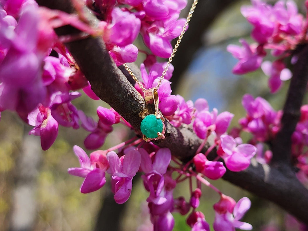 .36 Carat Naturally Mined Untreated Colombian Emerald NECKLACE in 18K Gold ICG - JDColFashion