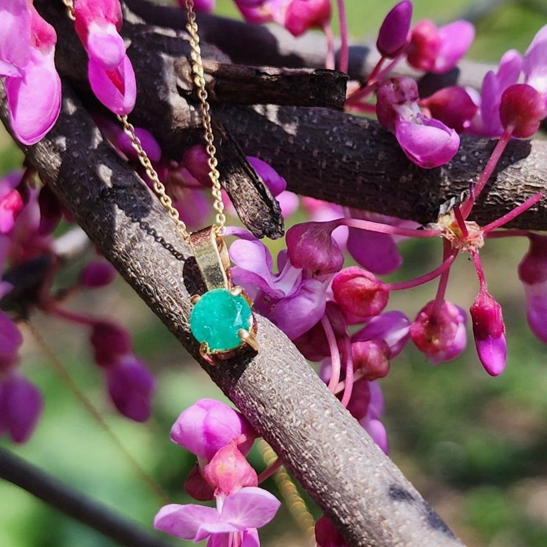 .36 Carat Naturally Mined Untreated Colombian Emerald NECKLACE in 18K Gold ICG - JDColFashion