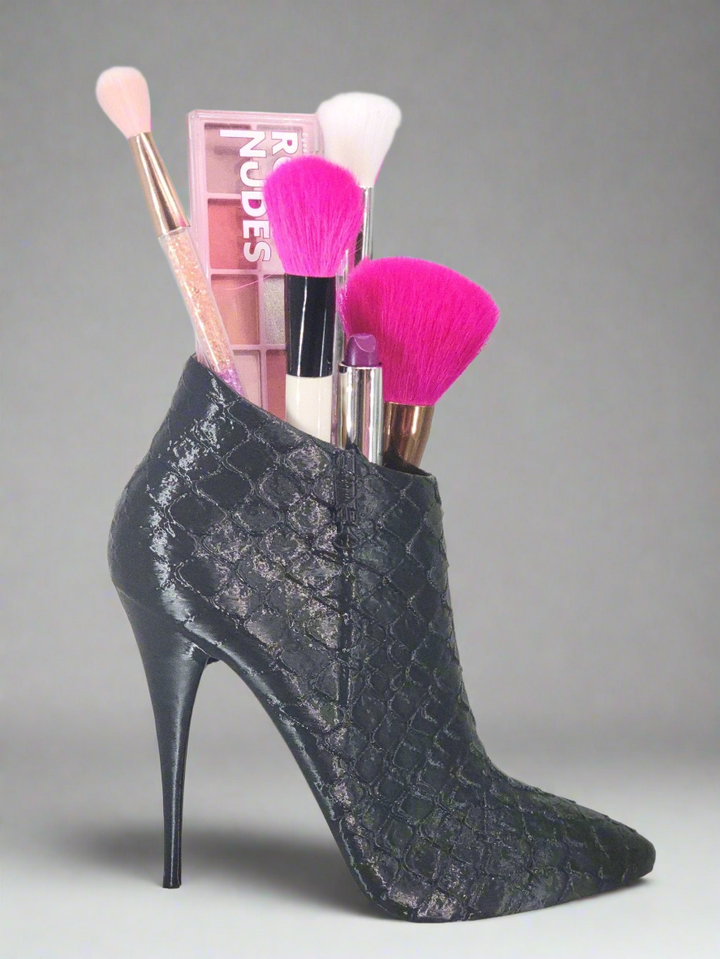 FREE $50 GIFT! Glam High Heel Brush Holder – Stylish Makeup Organizer