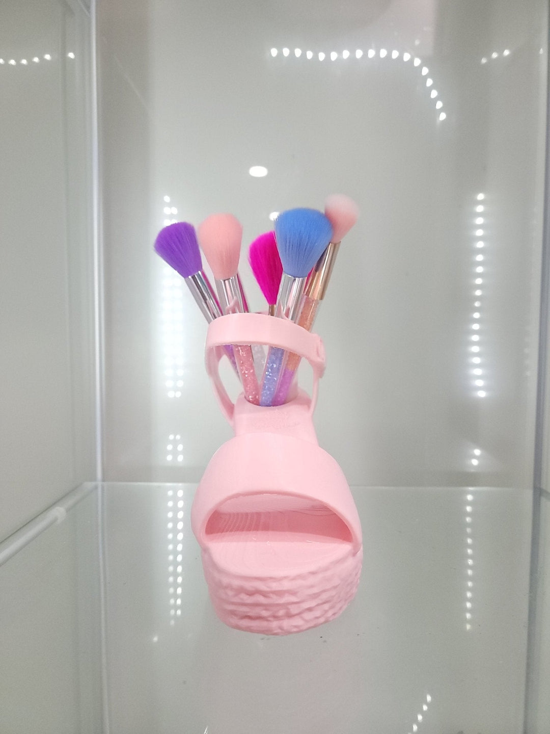 Glam Wedge Shoe Brush Holder - Step Into Style! - JDColFashion