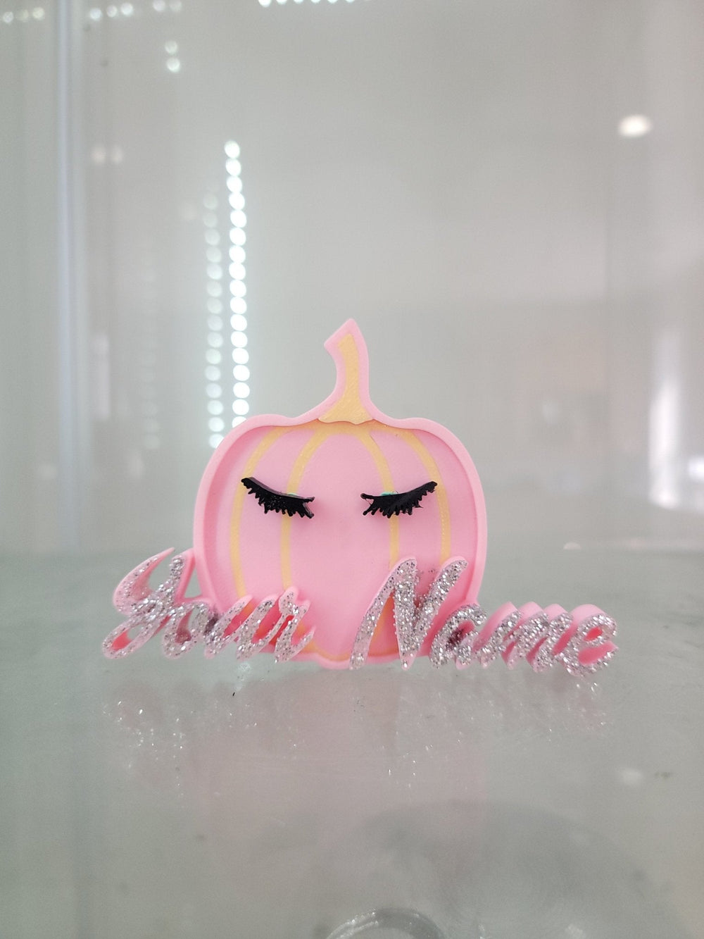 Personalized 3D - Printed Pink Pumpkin with Glitter Name & Eyelashes ✨ - JDColFashion