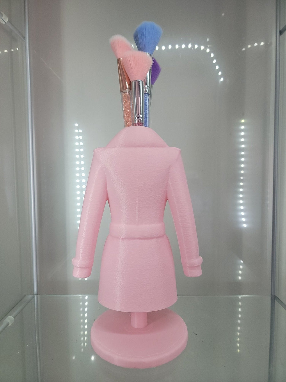 Pink Trench Coat Brush Holder – Glam Organizer - JDColFashion